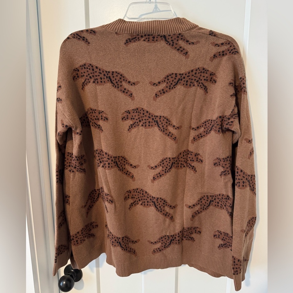 Show me your mumu Gilligan jumping cheetah sweater - Picture 10 of 11